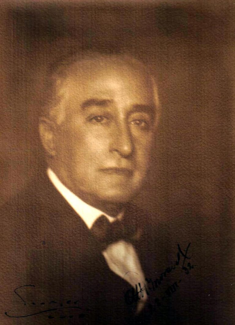 Alberto Morales Munizaga. 1929-1932